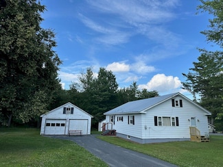 66 Preble Ave, Madison, ME 04950