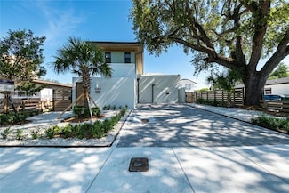 1076 NW 55th St, Miami, FL 33127