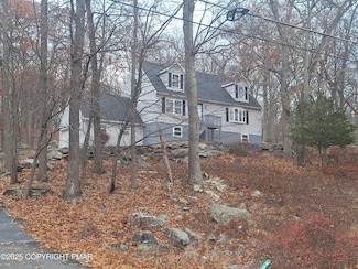 459 Pocono Blvd, Bushkill, PA 18324