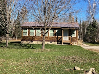 9162 Keith Siding Rd, Crandon, WI 54520