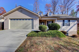 608 Sam Moses Ln, Maryville, TN 37804