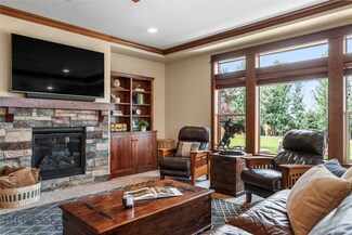 195 King Meadows Ln, Bozeman, MT 59718