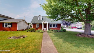 1133 Broad St, Montoursville, PA 17754