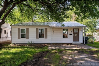 420 E Elm St, Skiatook, OK 74070