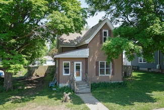 201 E Boundary St, Stanford, IL 61774