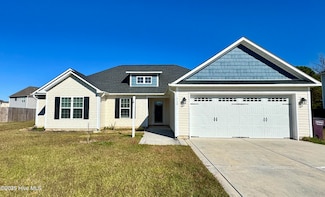 719 Kiwi Stone Cir, Jacksonville, NC 28546