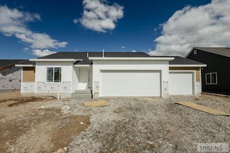 6267 Maggie Dr, Idaho Falls, ID 83402