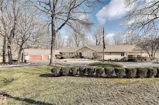 8215 Sunray Ct, Indianapolis, IN 46278