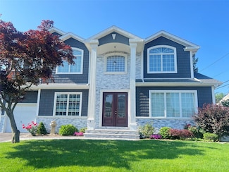 5 Vera Ave, Plainview, NY 11803