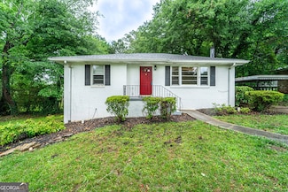 218 Woodview Ln SE, Smyrna, GA 30082