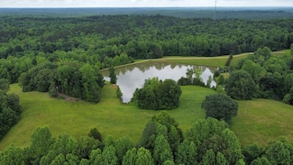 241 Peterson Loop, Holladay, TN 38341