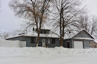 416 4th Ave SW, Chisholm, MN 55719