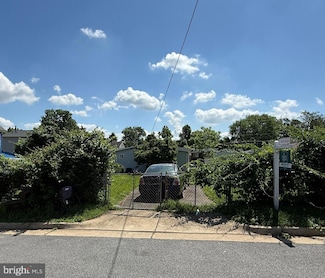 2821 Douglass Ave, Falls Church, VA 22042