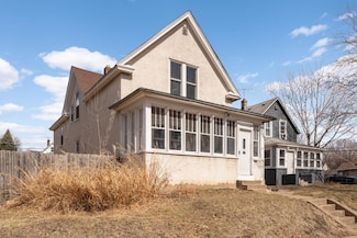935 Jenks Ave, Saint Paul, MN 55106