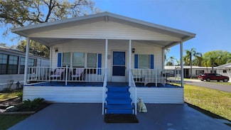 97 Long Hammock Dr, Lake Wales, FL 33853