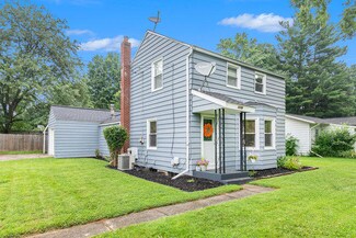 2408 Cobb Rd, Jackson, MI 49203