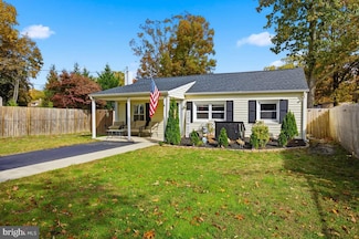 109 W Clearview Ave, Pine Hill, NJ 08021