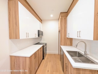 3865 Amboy Rd Unit 2g, Staten Island, NY 10308