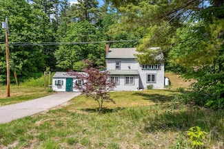 19 Depot Rd, Chichester, NH 03258