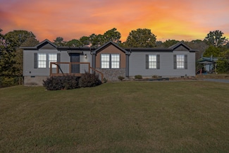 978 Bancroft Rd, McDonald, TN 37353