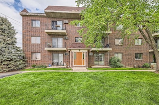 953 N Rohlwing Rd Unit 201A, Addison, IL 60101