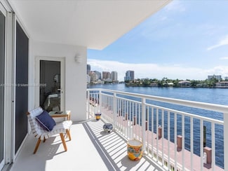 511 Bayshore Dr Unit 309, Fort Lauderdale, FL 33304