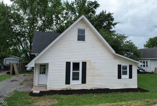 407 W Main St, Waveland, IN 47989