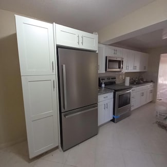 5608 NW 19th St Unit 5, Lauderhill, FL 33313