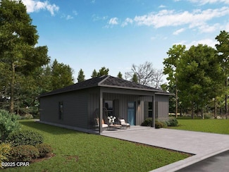 2603 E 6th St, Panama City, FL 32401