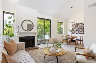 330 Cordova St Unit 322, Pasadena, CA 91101