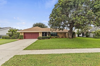 8272 Blue Cypress Dr, Lake Worth, FL 33467