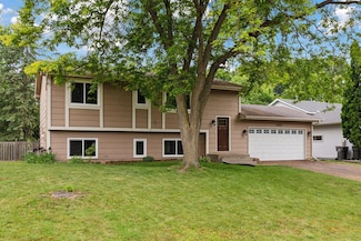 13422 Yosemite Ave S, Savage, MN 55378