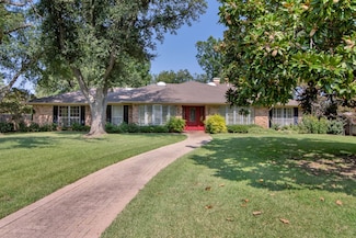 2521 Brookhaven Dr, Denison, TX 75020