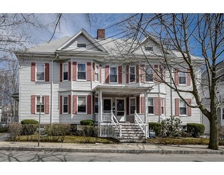 53 Wellington St Unit 3, Waltham, MA 02451