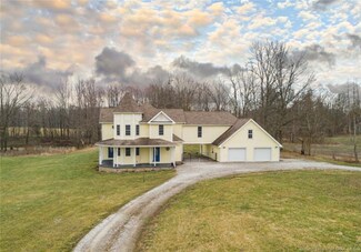 8770 N 900 W, Commiskey, IN 47227