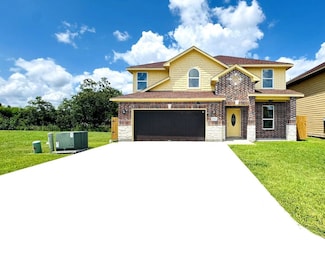 11206 Beverley Park St, Sugar Land, TX 77498