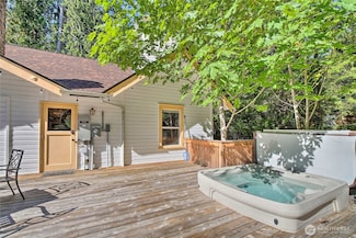 33823 State Route 706 E Unit 1, Ashford, WA 98304