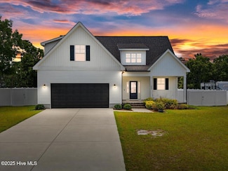 550 Barber Rd, Boiling Spring Lakes, NC 28461