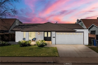 8071 De Vries Ln, La Palma, CA 90623