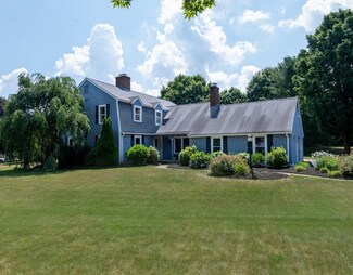 5 Crownridge Rd, Westborough, MA 01581
