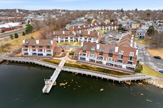 126 Merrimac St Unit 26, Newburyport, MA 01950