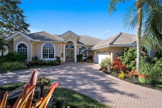 11749 Pintail Ct, Naples, FL 34119