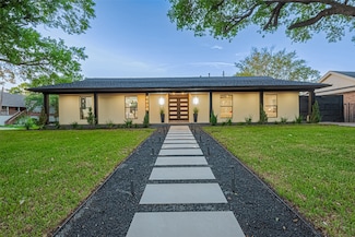 4434 Sarong Dr, Houston, TX 77096