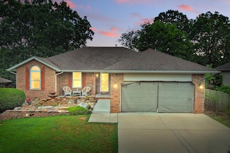 1366 S 20th Ave, Ozark, MO 65721
