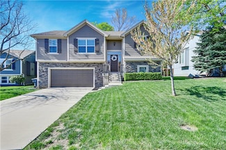 19651 W 121st Place, Olathe, KS 66061