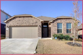 221 Dunmore Dr, Fort Worth, TX 76131