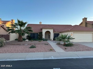 3909 E Lavender Ln, Phoenix, AZ 85044