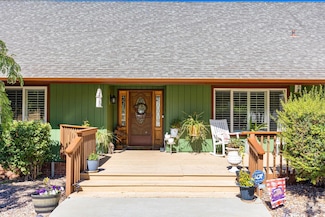 25880 Skyline Dr, Tehachapi, CA 93561