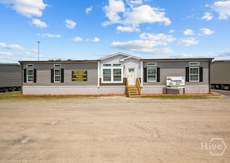 538 4th Street Extension, Guyton, GA 31312