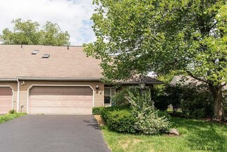 7 York Rd, Glenmont, NY 12077